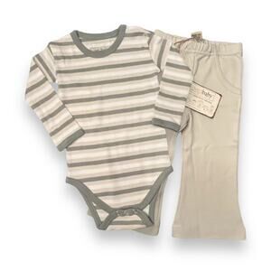 L'oved Baby NWT Organic Bodysuit with Lounge Pants